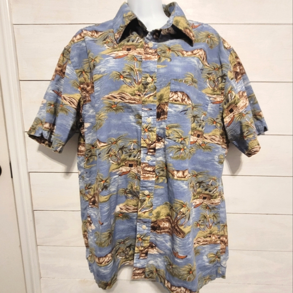Gap Hawaiian short sleeved button up men's shirt